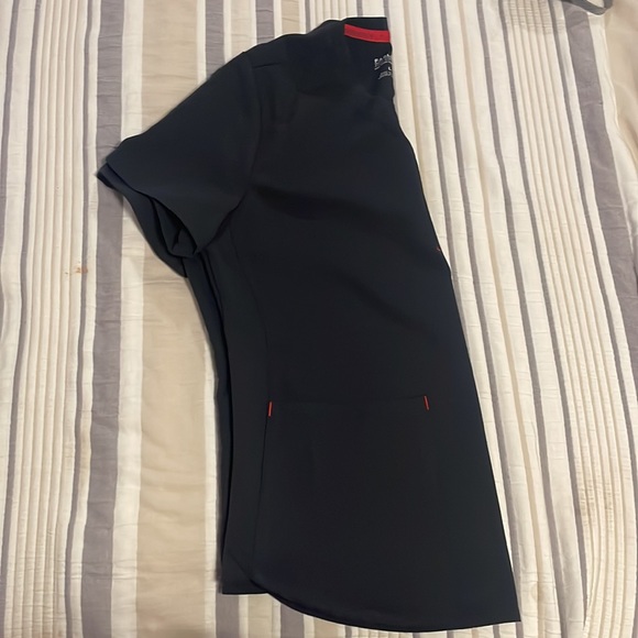 Scrub top - Picture 2 of 2